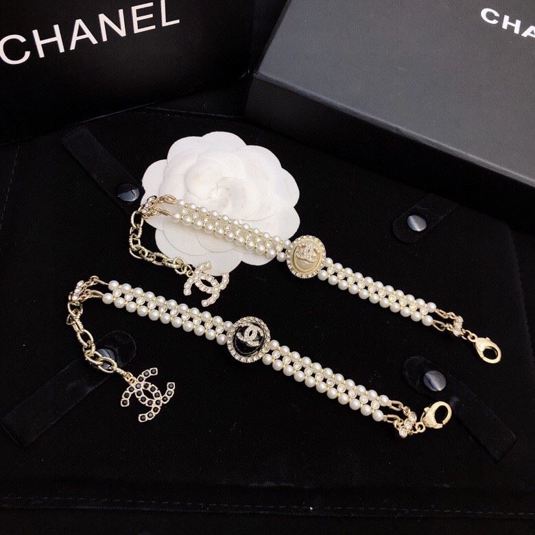 Chanel Necklaces